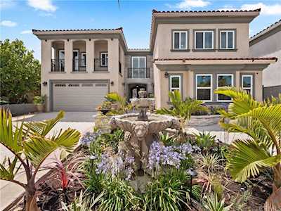 16742 Bolero Huntington Beach, CA 92649