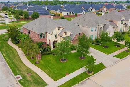 3822 Pearl Pass Ln Sugar Land, TX 77479