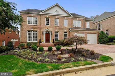 616 Kings Cloister Circle Alexandria, VA 22302