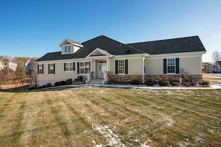 1451 Steeplechase Lane #56 Eagan, MN 55122