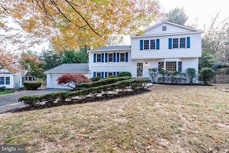 8003 Snowpine Way Mclean, VA 22102