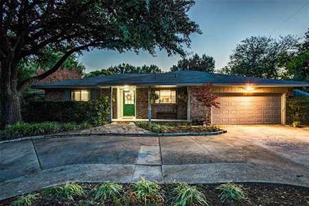 202 Allenwood Drive Allen, TX 75002