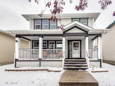 15 Prestwick Landing SE Calgary, AB T2Z 3S3