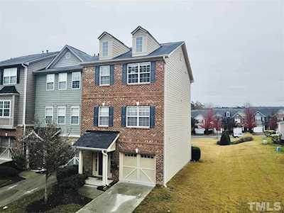 116 Gallent Hedge Trail Apex, NC 27539