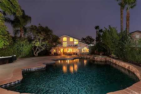 20975 Barclay Lane Lake Forest, CA 92630