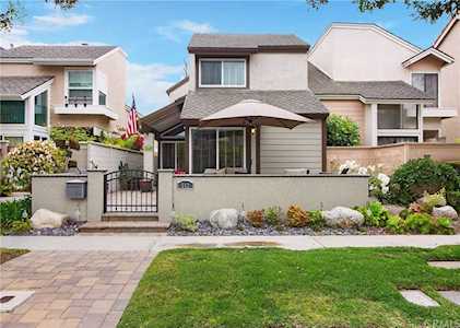 512 19th Street Huntington Beach, CA 92648