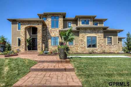 5501 S 208 Circle Elkhorn, NE 68022