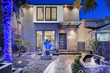1072 E 39th Avenue Vancouver, BC V5W 1L1