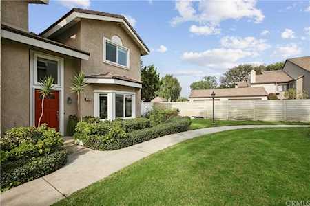 226 Greenmoor Irvine, CA 92614