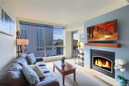 10610 NE 9th Place #1003 Bellevue, WA 98004