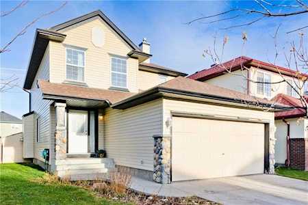 8235 Saddleridge Drive NE Calgary, AB T3J 4K7
