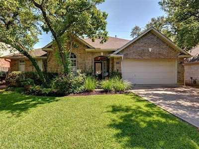 5408 Travis Green Ln Austin, TX 78735