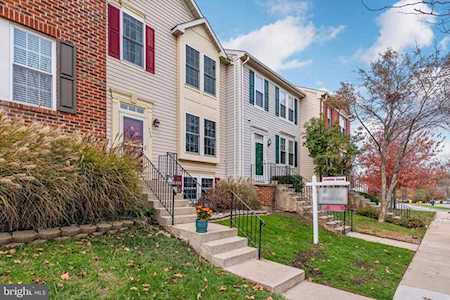 736 Pine Drift Dr Odenton, MD 21113