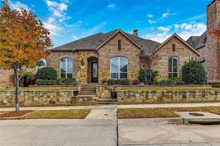 525 Lavaine Lane Lewisville, TX 75056