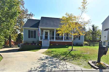 4015 Meadowfield Dr Louisville, KY 40245