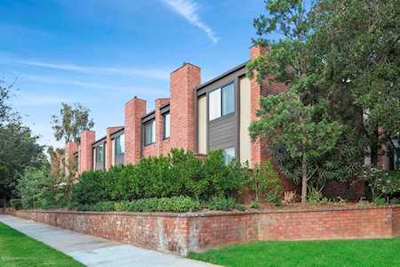 700 S Lake Avenue #143 Pasadena, CA 91106