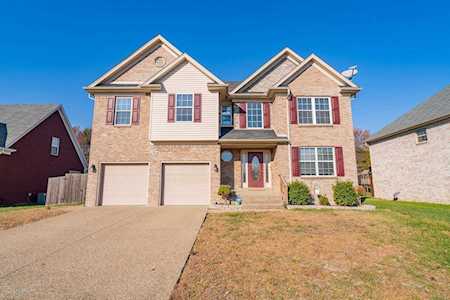 7436 Apple Mill Dr Louisville, KY 40228