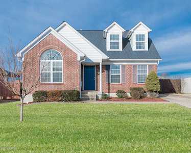 9904 Lancewood Rd Louisville, KY 40229