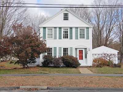 25 Church Street West Brookfield, MA 01585
