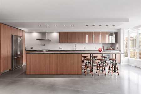 1500 Howe Street #2001 Vancouver, BC V6Z 2N1