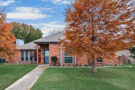 204 Meadow Lane Denton, TX 76207