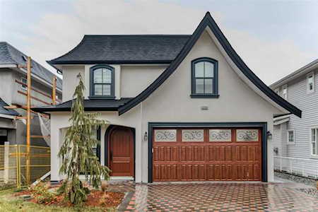15920 Vine Avenue White Rock, BC V4B 2T7
