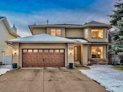 328 Sun Valley Drive SE Calgary, AB T2X 2V5