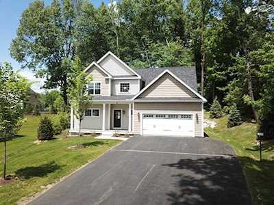 17 Oregon Road #14 Southborough, MA 01772
