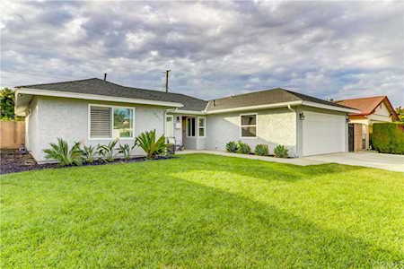 14611 Shinkle Circle Huntington Beach, CA 92647