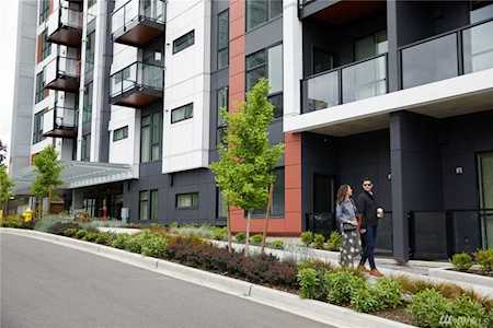 1085 103rd Ave NE #304 Bellevue, WA 98004