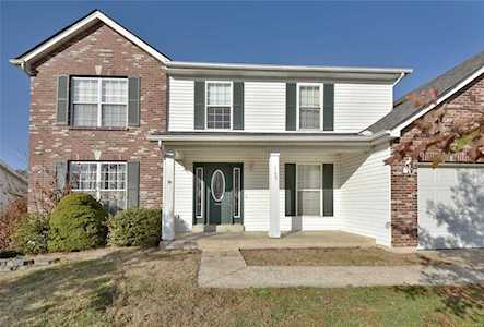 1155 Hampton Meadows Dr Dardenne Prairie, MO 63368