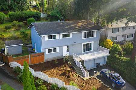 2420 Norcrest Court Burnaby, BC V3J 1C6