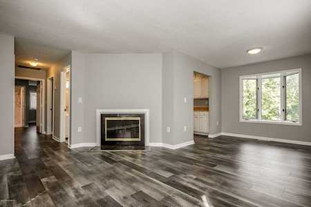 5560 Forest Lake Dr Prospect, KY 40059