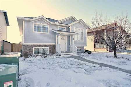 69 Creek Springs Road NW Airdrie, AB T4B 2V5