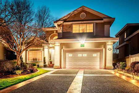 2775 Southcrest Drive Burnaby, BC V5A 4V4