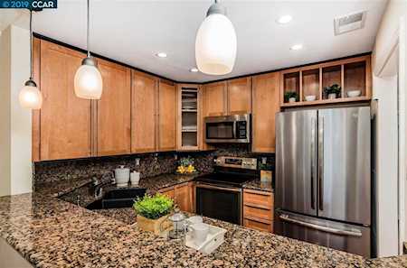 1324 S Villa Way Walnut Creek, CA 94595