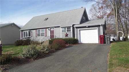 118 Bluebird Drive Naugatuck, CT 06770