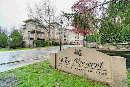 2559 Parkview Lane #204 Port Coquitlam, BC V3C 6M1