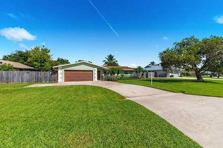3035 SE Glasgow Drive Stuart, FL 34997