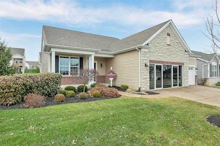 204 Pigeon Dr Lake St Louis, MO 63367