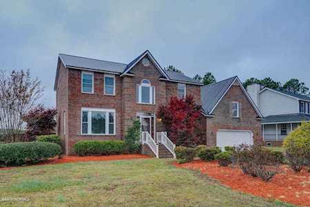 1301 Williamsburg Court Wilmington, NC 28411