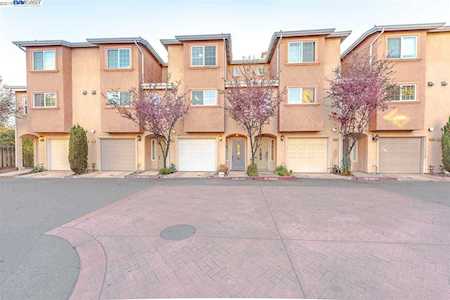 772 Oneil Cmns Hayward, CA 94544