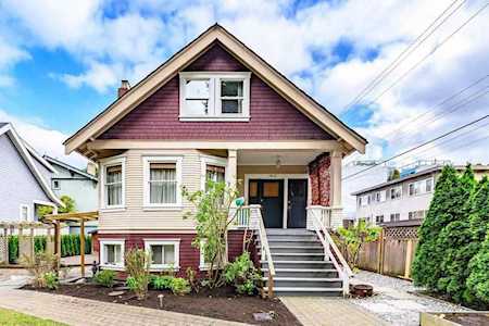 1918 Waterloo Street Vancouver, BC V6R 3G6