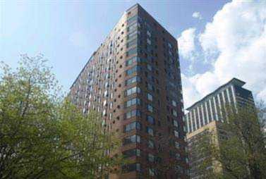 3100 N Lake Shore Dr #1906 Chicago, IL 60657