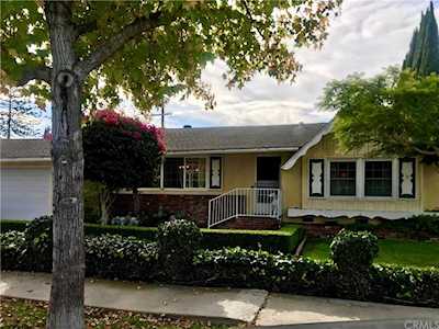359 Nassau Road Costa Mesa, CA 92626