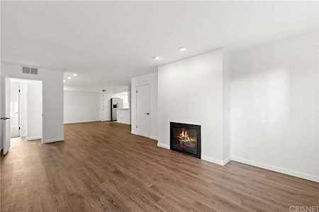 14804 Magnolia Boulevard #14 Sherman Oaks, CA 91403