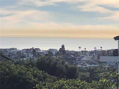 260 Cagney Lane #208 Newport Beach, CA 92663