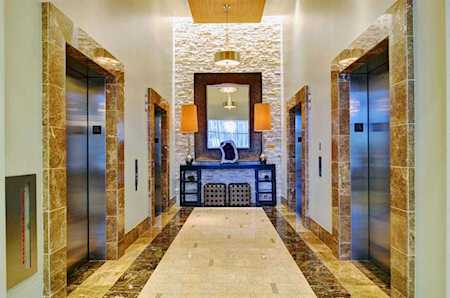 1301 Throckmorton Street #1805 Fort Worth, TX 76102