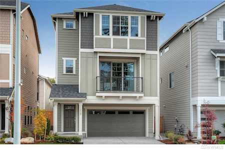 1308 141st Place SW #4 Lynnwood, WA 98087