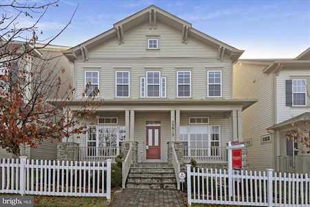 23913 Burdette Forest Rd Clarksburg, MD 20871